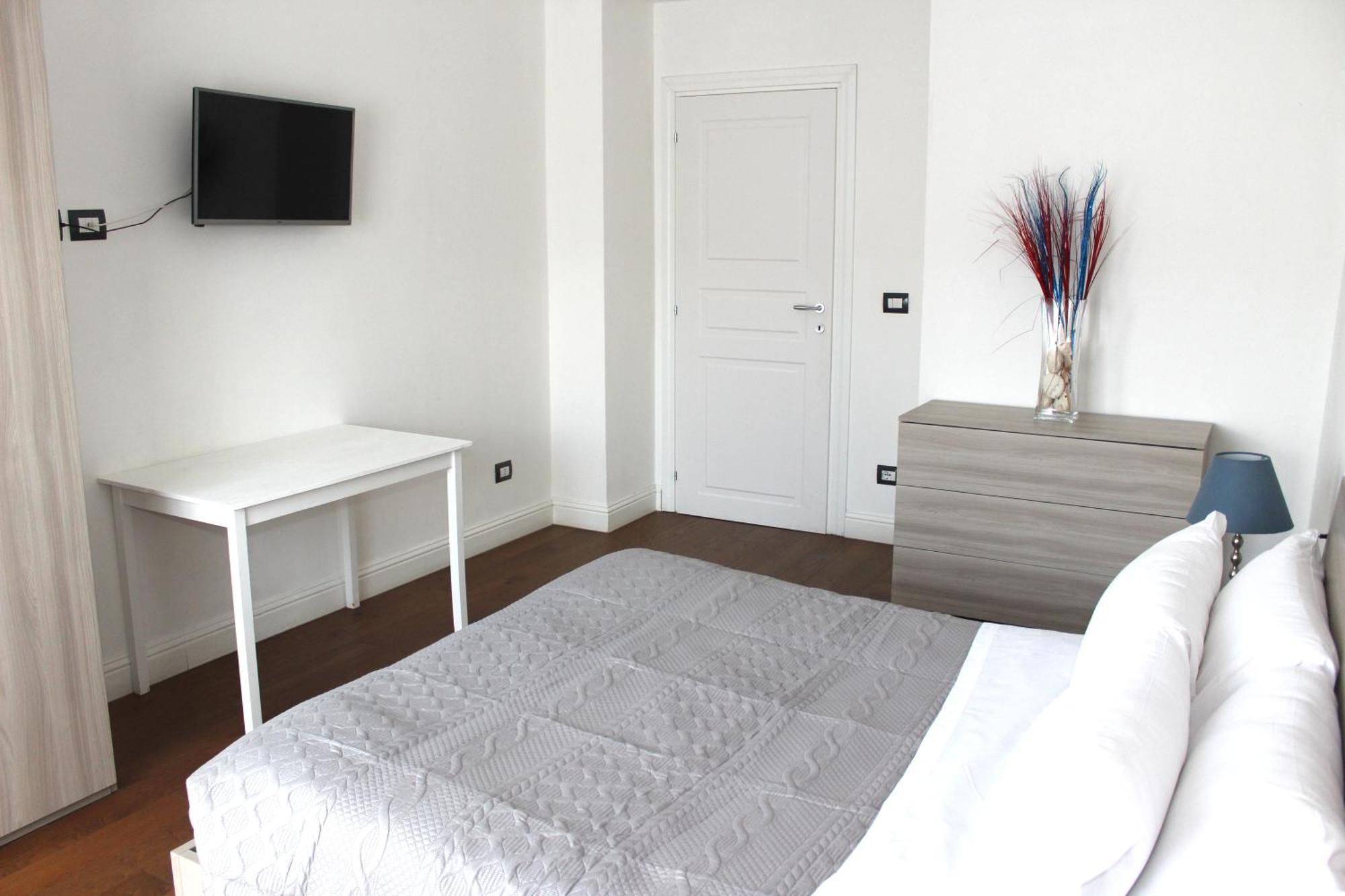 פירנצה Art Apartment Stazione B מראה חיצוני תמונה